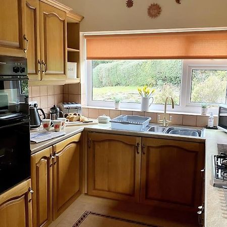 A Spacious Hidden Gem With Hot Tub, Lovely Garden & Views Kington  Exterior photo